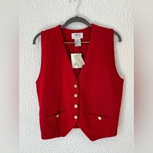 Talbots Red Vest with gold buttons Size M (petite) brand new